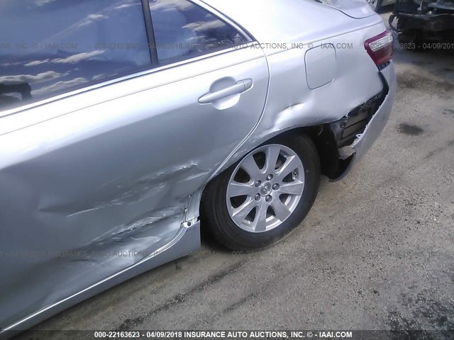 4T1BK46K17U522184 - 2007 TOYOTA CAMRY NEW GENERAT LE/XLE/SE GRAY photo 6