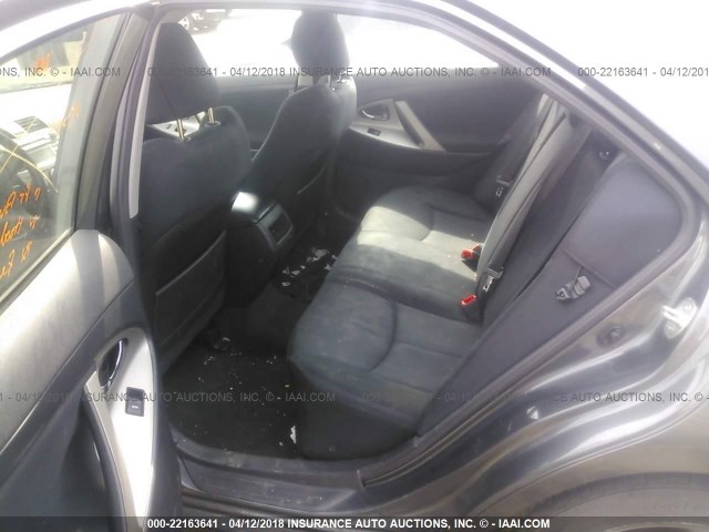 4T1BF3EK3BU599308 - 2011 TOYOTA CAMRY SE/LE/XLE GRAY photo 8