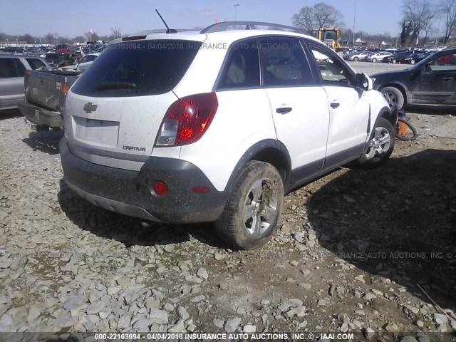 3GNAL2EK0DS629765 - 2013 CHEVROLET CAPTIVA LS WHITE photo 4