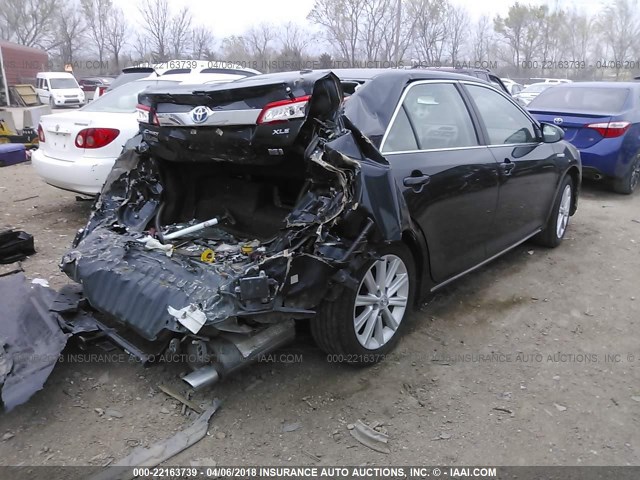 4T1BD1FK2EU129252 - 2014 TOYOTA CAMRY HYBRID/LE/XLE BLACK photo 4