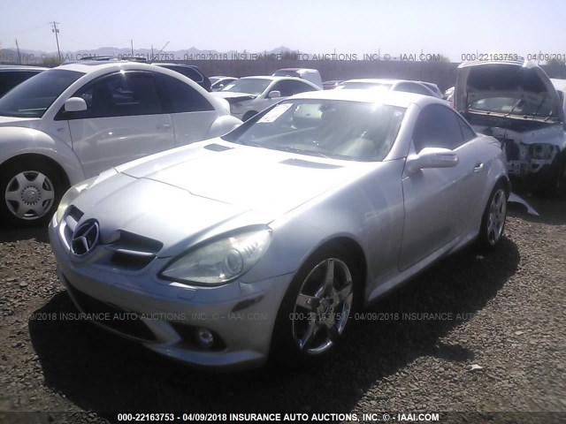 WDBWK56F26F123574 - 2006 MERCEDES-BENZ SLK 350 SILVER photo 2