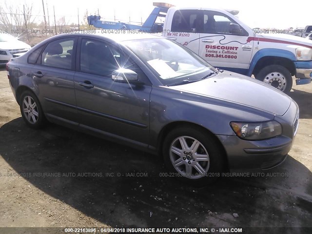 YV1MS382272294982 - 2007 VOLVO S40 2.4I GRAY photo 1