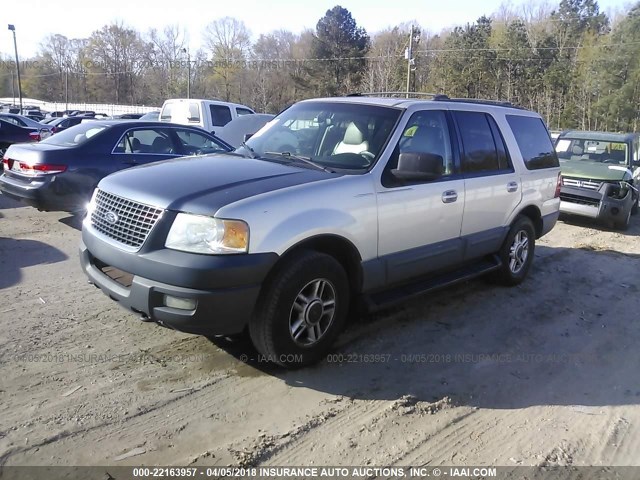 1FMPU16L33LB43744 - 2003 FORD EXPEDITION XLT SILVER photo 2