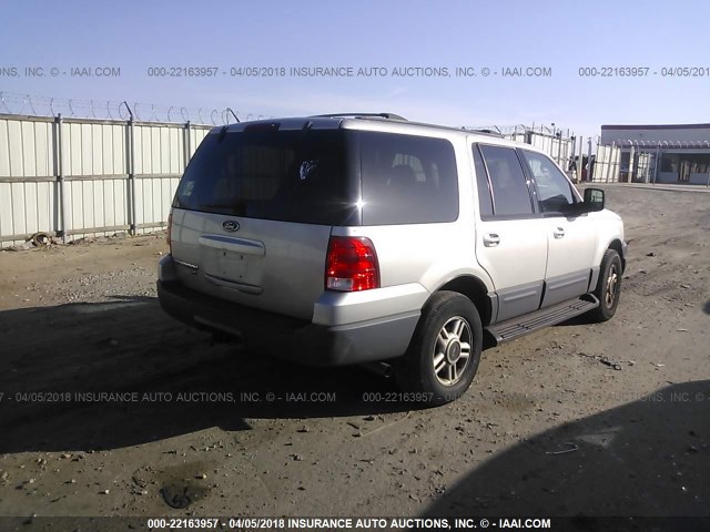 1FMPU16L33LB43744 - 2003 FORD EXPEDITION XLT SILVER photo 4