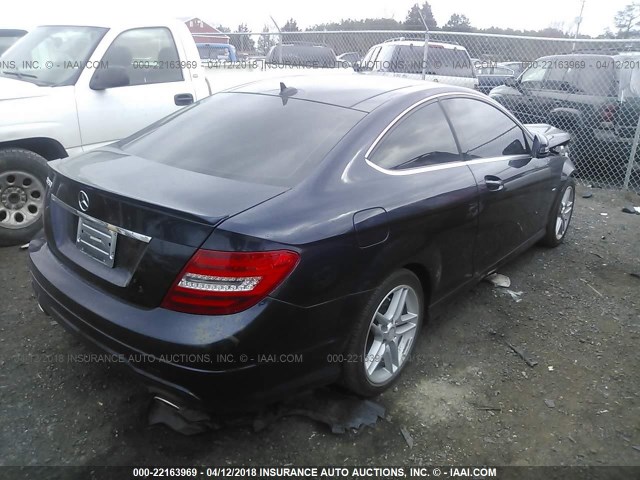 WDDGJ5HB1CF738153 - 2012 MERCEDES-BENZ C 350 Dark Blue photo 4