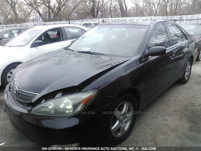 JTDBE32K620008150 - 2002 TOYOTA CAMRY LE/XLE/SE შავი ფოტო 2