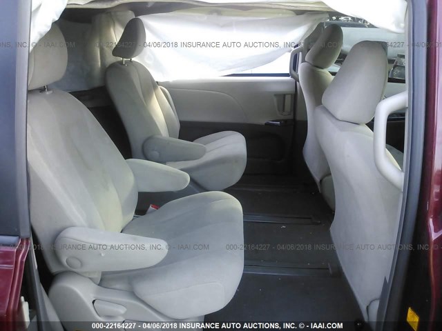 5TDKA3DC6BS002394 - 2011 TOYOTA SIENNA LE RED photo 8