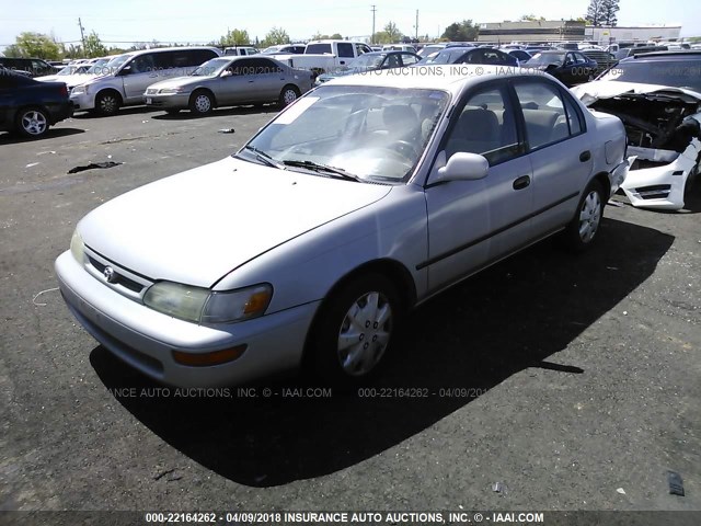 1NXBB02E8VZ588818 - 1997 TOYOTA COROLLA DX GRAY photo 2