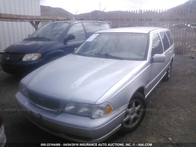 YV1LW5542W2367333 - 1998 VOLVO V70 SILVER photo 6