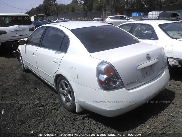 1N4AL11D52C279634 - 2002 NISSAN ALTIMA S/SL WHITE photo 3