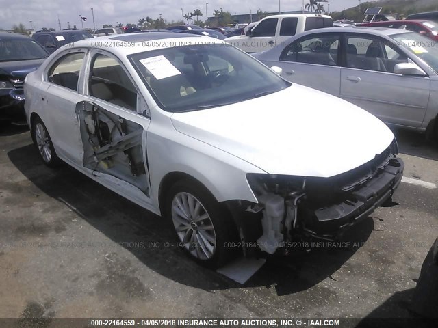 3VWLL7AJ2EM434698 - 2014 VOLKSWAGEN JETTA TDI WHITE photo 1