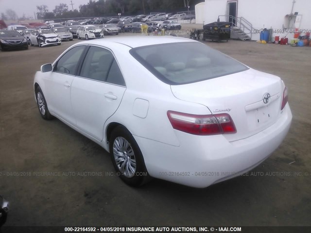 4T1BE46K67U711176 - 2007 TOYOTA CAMRY NEW GENERAT CE/LE/XLE/SE WHITE photo 3