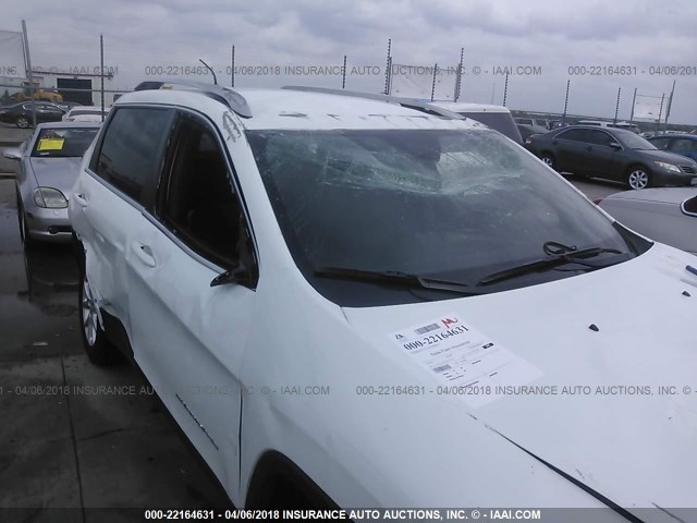 1C4PJLCB2JD543970 - 2018 JEEP CHEROKEE LATITUDE Biały zdjęcie 6