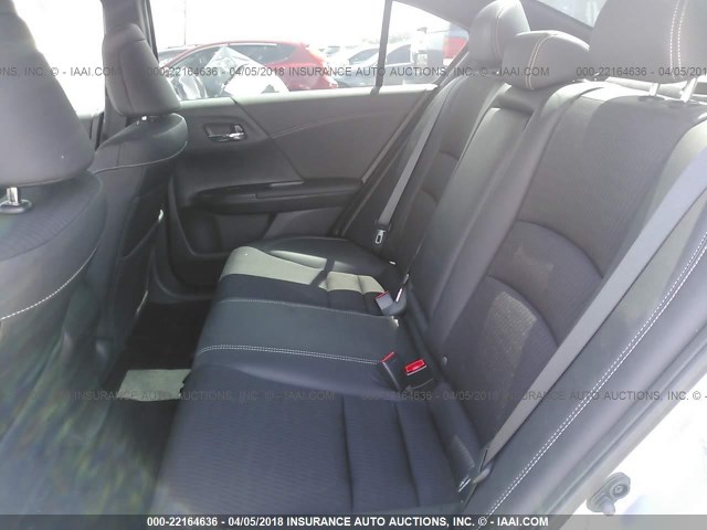 1HGCR2F54HA304098 - 2017 HONDA ACCORD SPORT 银色 照片 8