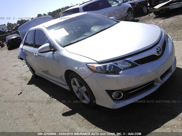 4T1BF1FK4EU809650 - 2014 TOYOTA CAMRY L/SE/LE/XLE SILVER photo 1