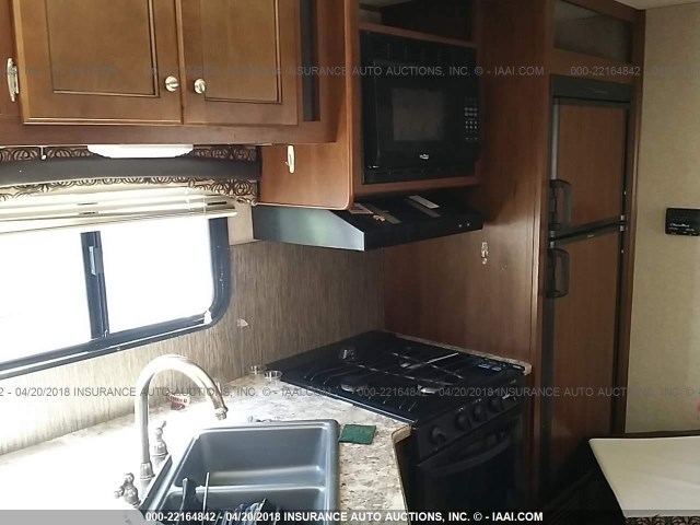 5SFEB332XGE313078 - 2016 HEARTLAND TRAIL RUNNER  WHITE photo 7