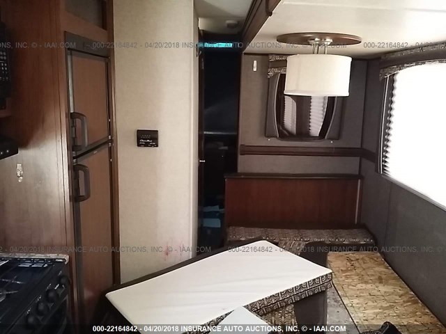 5SFEB332XGE313078 - 2016 HEARTLAND TRAIL RUNNER  WHITE photo 8