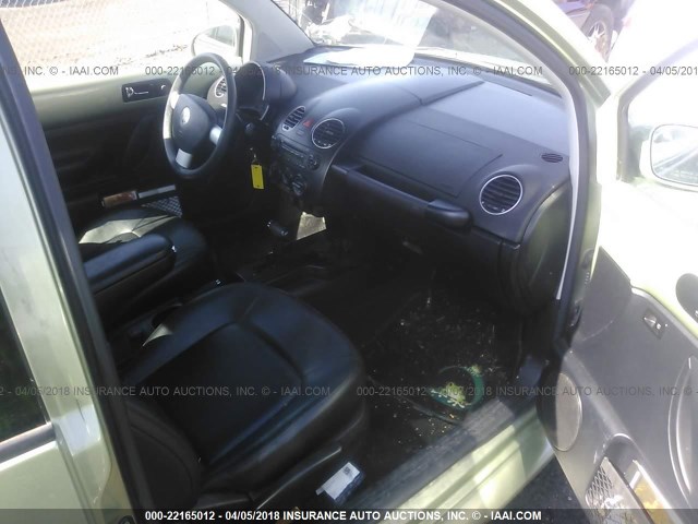 3VWPW3AG4AM009676 - 2010 VOLKSWAGEN NEW BEETLE 绿色 照片 5