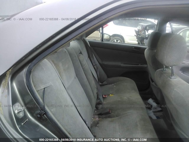 JTDBE32K830244638 - 2003 TOYOTA CAMRY LE/XLE GOLD photo 8