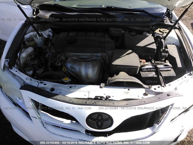 4T1BF3EK2BU630211 - 2011 TOYOTA CAMRY SE/LE/XLE WHITE photo 10