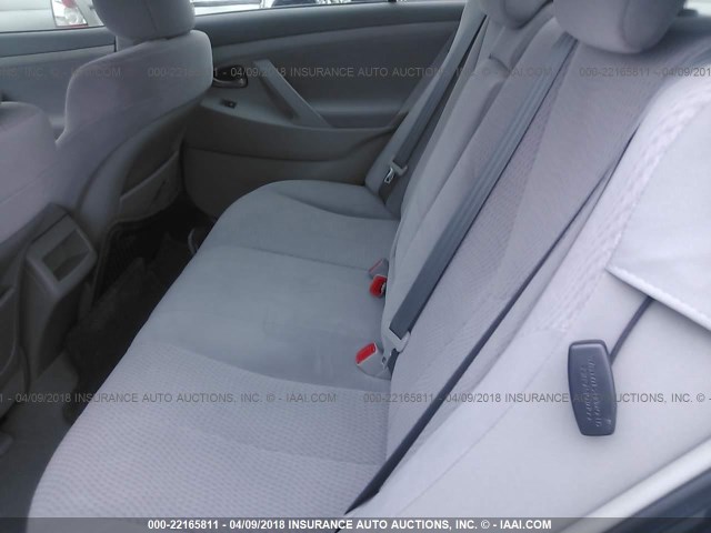 4T4BF3EK4BR214537 - 2011 TOYOTA CAMRY SE/LE/XLE ნაცრისფერი ფოტო 8