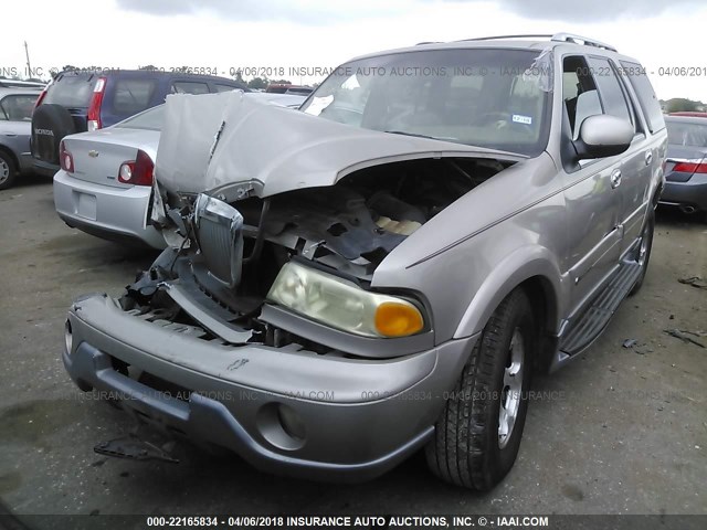 5LMRU27A3YLJ10923 - 2000 LINCOLN NAVIGATOR 棕色 照片 2