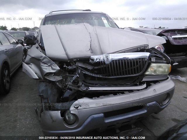 5LMRU27A3YLJ10923 - 2000 LINCOLN NAVIGATOR 棕色 照片 6