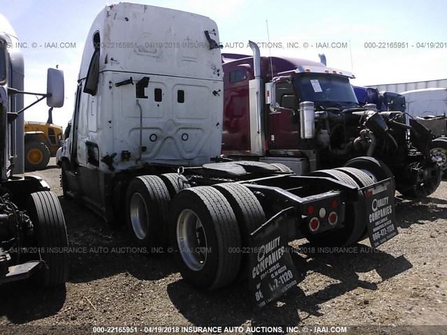 3AKJGLBG2GSHT7124 - 2016 FREIGHTLINER CASCADIA 125  WHITE photo 3