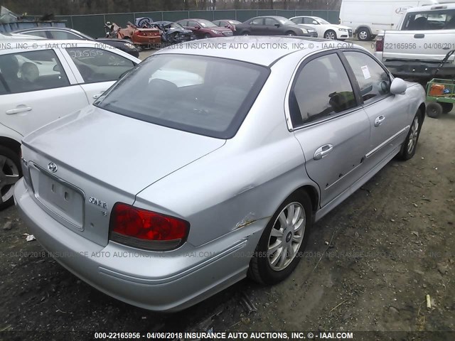 KMHWF35H43A874600 - 2003 HYUNDAI SONATA GLS/LX SILVER photo 4