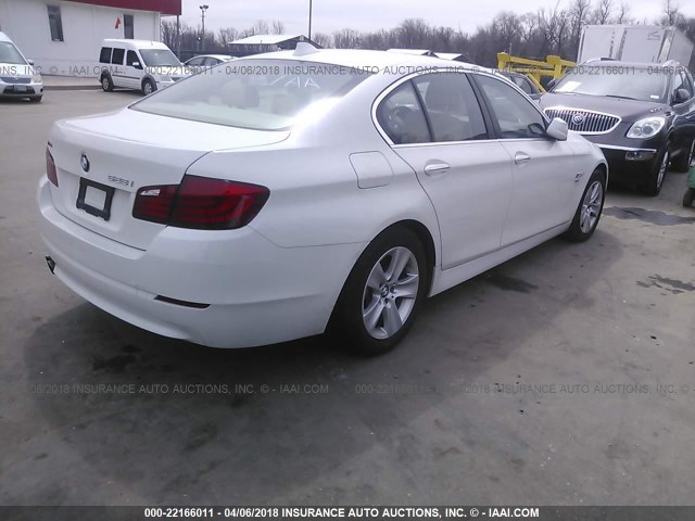 WBAXH5C54CDW05404 - 2012 BMW 528 XI WHITE photo 4