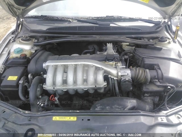 YV1TS92D121258451 - 2002 VOLVO S80 SILVER photo 10