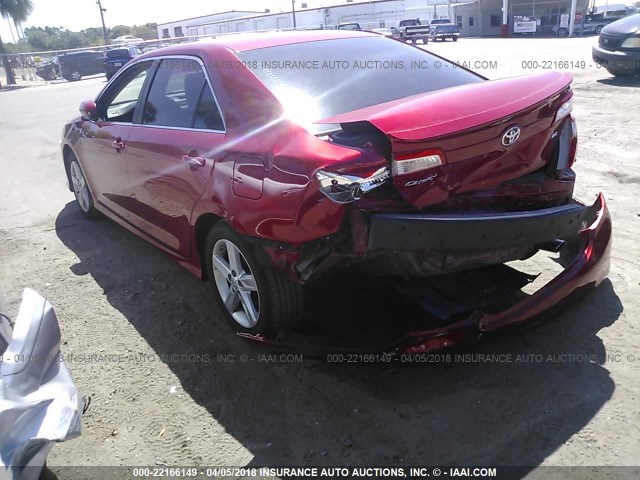4T1BF1FK9EU862814 - 2014 TOYOTA CAMRY L/SE/LE/XLE RED photo 3