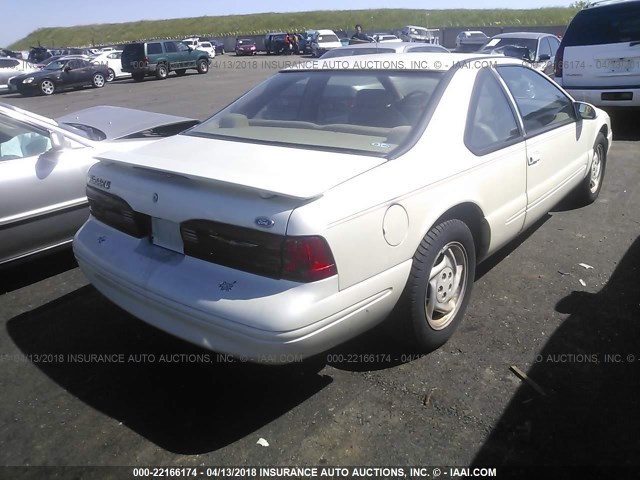 1FALP62W4VH122999 - 1997 FORD THUNDERBIRD LX WHITE photo 4