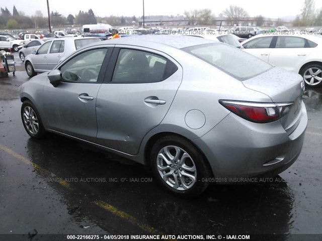 3MYDLBZV3GY112960 - 2016 TOYOTA SCION IA SILVER photo 3