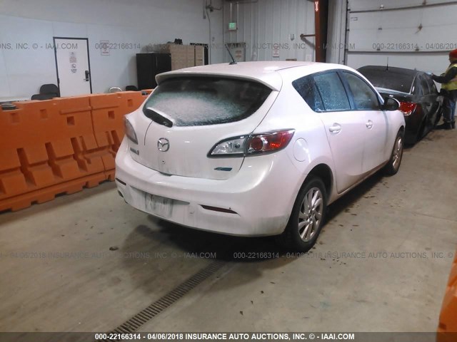 JM1BL1L71D1844336 - 2013 MAZDA 3 I WHITE photo 4