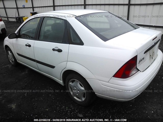 1FAFP33P11W151806 - 2001 FORD FOCUS LX WHITE photo 3