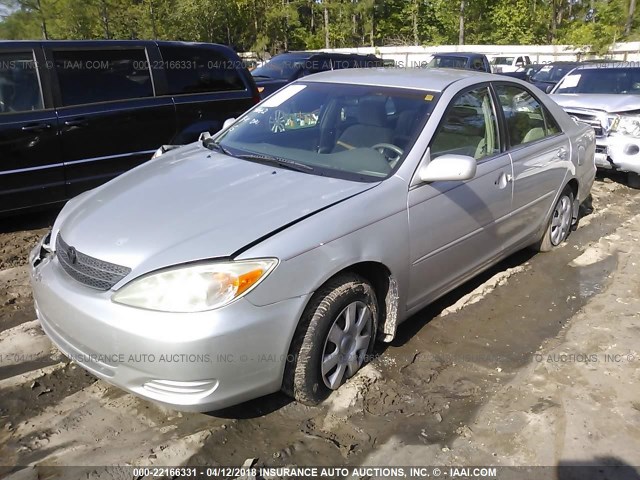 4T1BE32KX3U704662 - 2003 TOYOTA CAMRY LE/XLE/SE 银色 照片 2