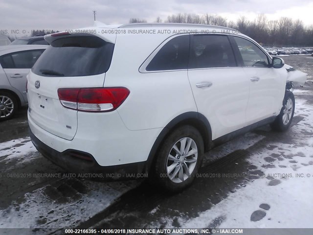 5XYPGDA3XGG047969 - 2016 KIA SORENTO LX/L WHITE photo 4