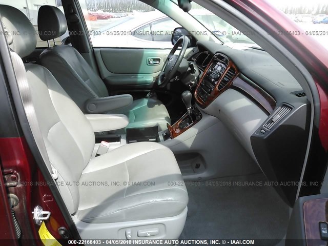 JTEDP21A850087715 - 2005 TOYOTA HIGHLANDER LIMITED BURGUNDY photo 5