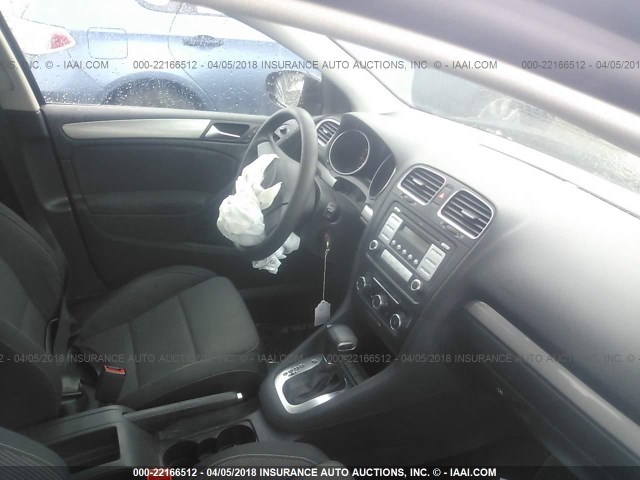WVWDB7AJXAW091515 - 2010 VOLKSWAGEN GOLF 黑色 照片 5