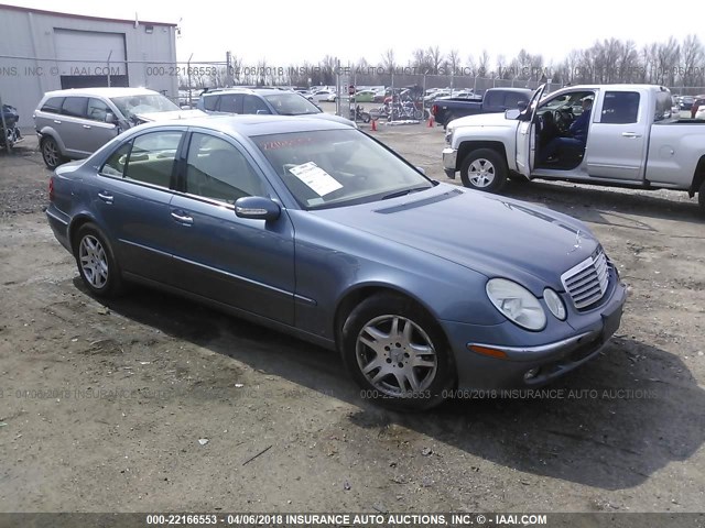 WDBUF26J55A589820 - 2005 MERCEDES-BENZ E 320 CDI BLUE photo 1