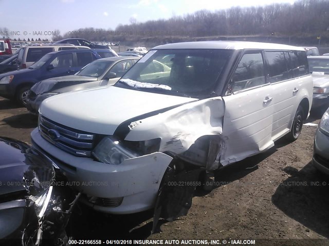 2FMDK53CX9BA14977 - 2009 FORD FLEX LIMITED WHITE photo 2