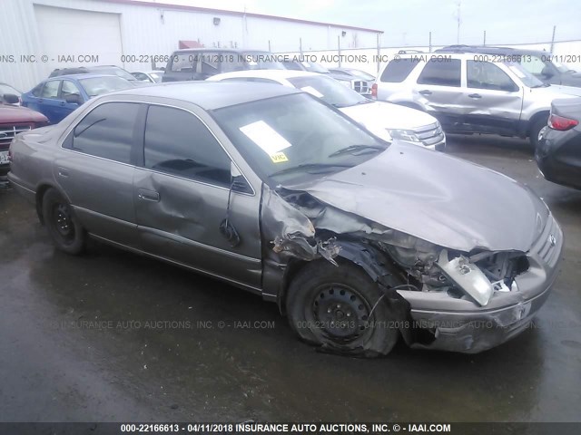 4T1BG22K0XU426820 - 1999 TOYOTA CAMRY CE/LE/XLE 棕色 照片 1