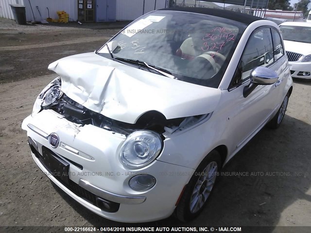 3C3CFFER2CT382727 - 2012 FIAT 500 LOUNGE WHITE photo 2