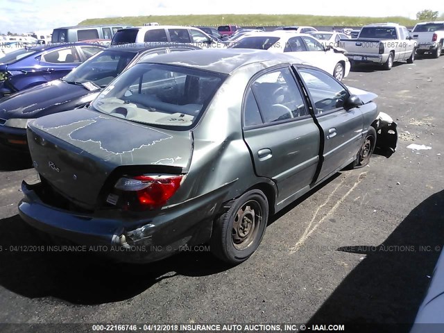 KNADC123116048754 - 2001 KIA RIO GREEN photo 4