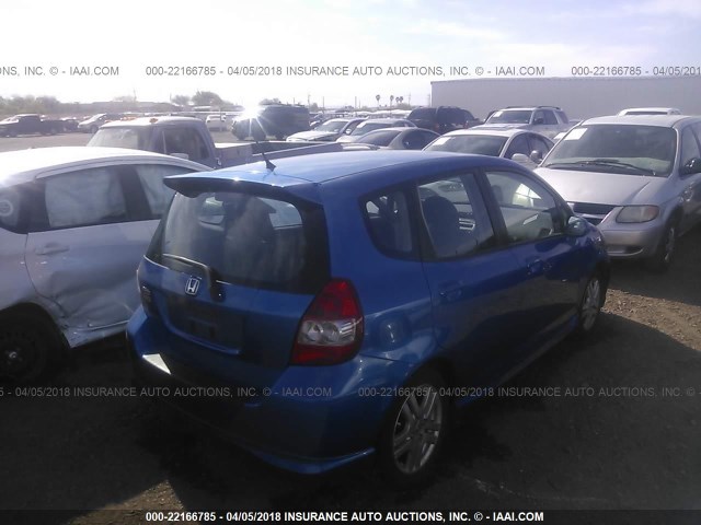 JHMGD37608S008046 - 2008 HONDA FIT SPORT BLUE photo 4