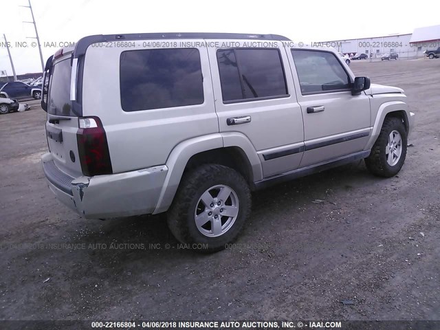 1J8HG48K67C611678 - 2007 JEEP COMMANDER TAN photo 4