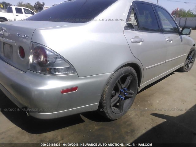 JTHBD182110021951 - 2001 LEXUS IS 300 SILVER photo 6