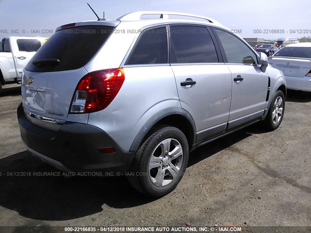 3GNAL2EK6ES651965 - 2014 CHEVROLET CAPTIVA LS SILVER photo 4