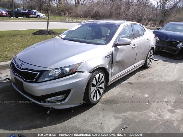 5XXGR4A66CG023574 - 2012 KIA OPTIMA SX GRAY photo 2